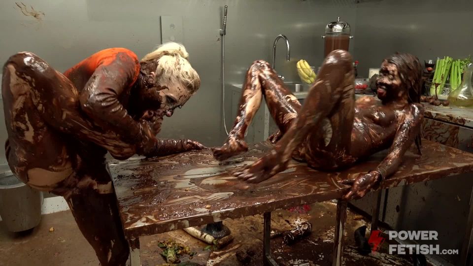 Eden Ivy, Brittany Bardot - Foot Anal Fisting Sex Clip V...