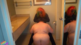 GIbbyTheClown - My new definition of milking a bbw - Clowns-6