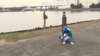 [WarAnLov.com] ZEPE-36 Prism Three Prism Blue in a Close Call-020-0
