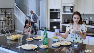 Video Crystal Rush: Daughter's New Boyfriend 1080p FullHD-1