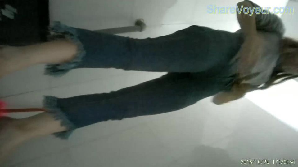Porn online Voyeur – Sharevoyeur – 990 (MP4, HD, 1280×720) Watch Online or Download!