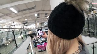 PUBLIC FACIAL – CUMWALK FLASH STRANGERS-0