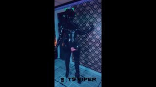 TS VIPER THE DRONE EXPERIENCE LATEX RUBBER GASMASK MASTURBATION CUMSHOT -7