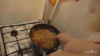 Alexsis Faye: Cooking Secrets & Intimate Insights Revealed-8