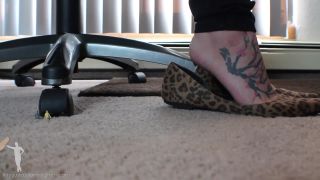 free porn clip 15 Tiny Guys Foot Fetish and Fantasies – Aura Shrunken Coworkers Feet And Vore, foot fetish and anal on fetish porn -2