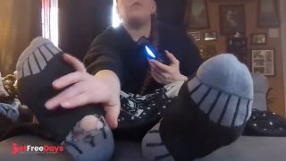 [GetFreeDays.com] The Mistress Ignores You While She Games And You Worship Her Wrinkly Feet Sex Clip February 2023-2