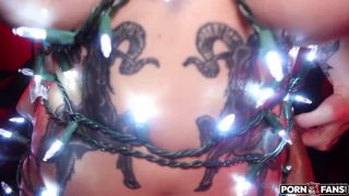 NaomiH666 Banged By BBC Santa Porn Video  porn NaomiH666-1