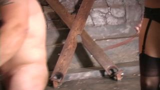 Well deserved beating - Jennifer Lemonde.-1