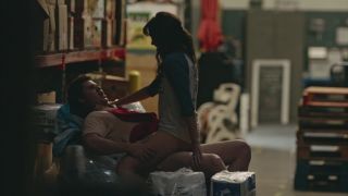 Frankie Shaw - SMILF s01e04 (2017) HD 1080p - (Celebrity porn)-1