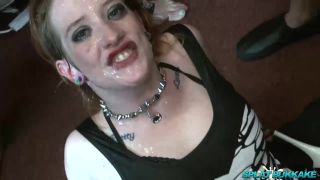 Linda Lush takes plenty of bukkake cum Bukkake!-7