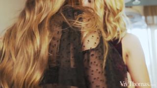 Erika E & Aislin - Slow Dance - Lesbians-2
