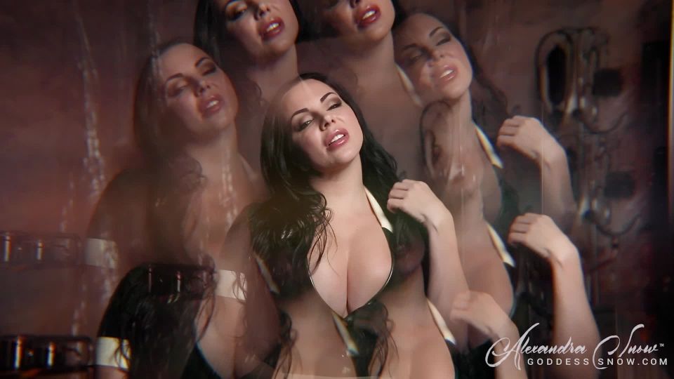 Goddess Alexandra Snow – Modern Medicine Latex!