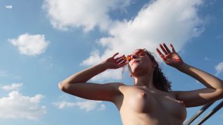 Guinevere Huney aka Fiora, Hope, Mazura Dorka - Sexy On The Roof (Hardcore porn)-4