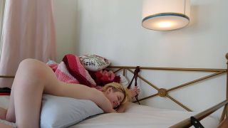 Pearl Sinclair hevc Pearl Sinclair Bondage-Sextape-with-Valentine-Vonbettie-10-10-2019-7