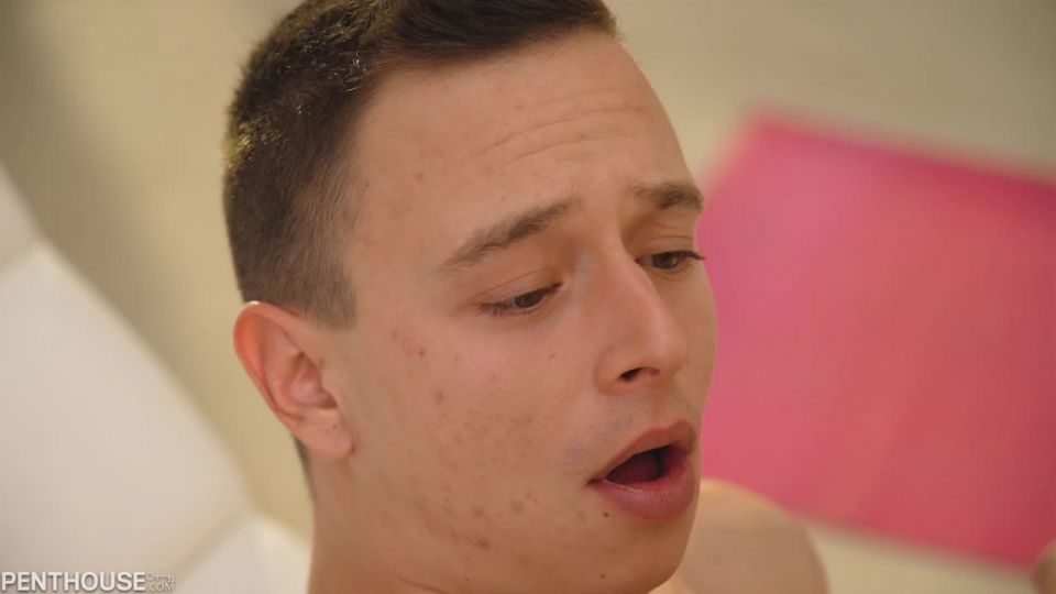 Angelica Heart - Is The Horny Stepmother [HD 720p] blowjob 