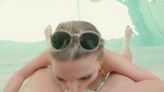 Ellie Moore Blowjob In The Pool And Then Has Sex Onlyfans (Blowjob porn)-1