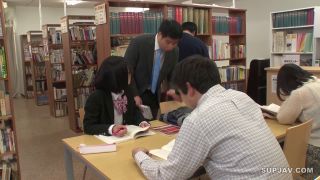 ReducingMosaic HUNT-892 図書館足からませ痴漢 図書館で強引に足をからませても抵抗出来ない気弱まじめ女子に痴漢したら、ビックリするくらい爆濡れになり嫌がるどころか僕を求めて来た！-2