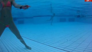 My Dirty Hobby - Horny Roxy - Usertreffen im Schwimmbad Part 4 Unterwasser Cam - Mdh-5
