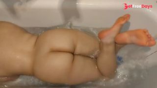 [GetFreeDays.com] While Im swimming solo I twist my legs, waist, butt, back, hot water Sex Leak March 2023-9