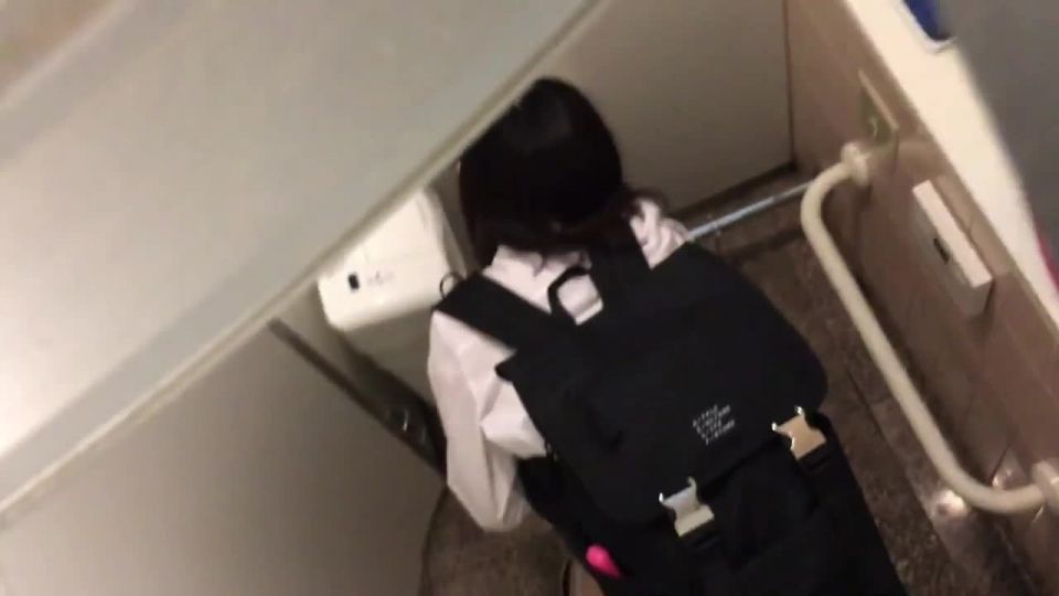 Online Young Girl Toilet – digi-tents toilet 12 – 15285751 - digi-tents