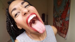 My big mouth and fat tongue (Fetish porn)-6