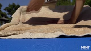 Talia Mint manyvids 17 07 13 talia mint public pool voyeur-7