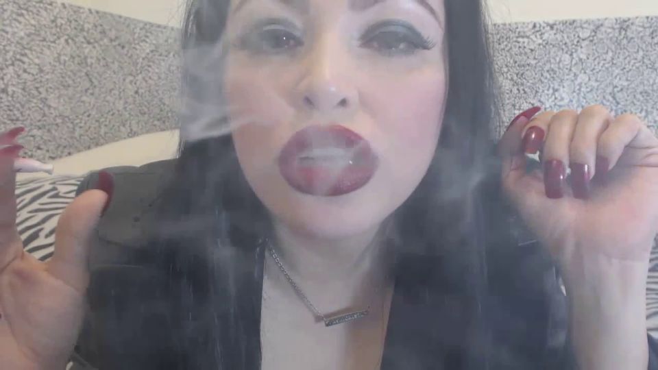 PrincessDi - Smoke and long red nails