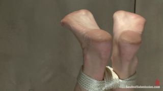 Lily's Delusion - Bobbi Starr, Lily LaBeau Video Sex Down...-1