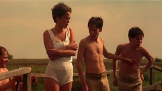 Lena Headey – Waterland (1992) HD 720p!!!-0