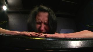 Der Schwarze Dorn - Das Sadisten Schloss 12 (2022) Video...-2