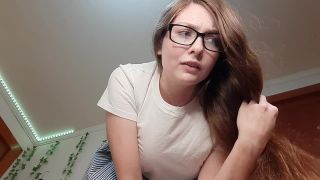 free video 25  / mommy roleplay / cumshot-1