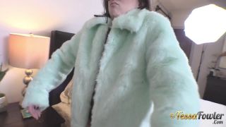 Tessa Fowler - Fan Outfit 11 - Solo-9