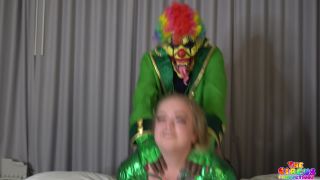 GIbbyTheClown - Fucking hot midget on St. Pattys day - Clowns-7