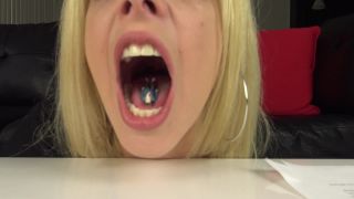 Giantess Agrees To Let One-Inch Tiny Friend Explore Inside Her Mouth-5