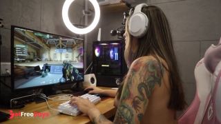 [GetFreeDays.com] Fucked a juicy gamer-girl with a big ass on her chair Adult Stream March 2023-0