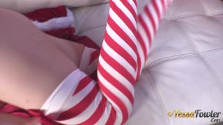 Tessa Fowler - Crimson Christmas 2 - Solo-4