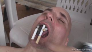 menareslaves com 522 ThreeGirlsOneAshtray-9
