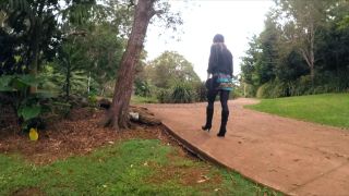 Scarlet Chase Public Flash Toy Show Action Hot Scenes-7