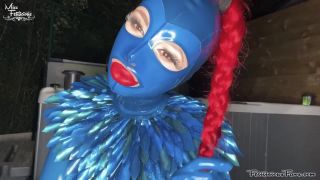 Latex Rubber Pool Party Quick View Porn - New Sex Videos ...-1