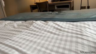 Video Sharing a Bed With a Coworker Ended Up With An Unexpected Ass...-2