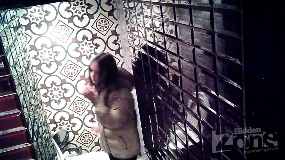 Watch Free Porno Online – Voyeur – A girl with a posh 1166  - voyeur - voyeur 