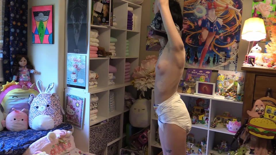 Diaperedonline2Samara Samara Bound to Ceiling Struggles