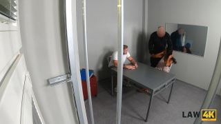 Video Chloe Lamour : Guard uses big boobs, mouth,, pussy of debtors...-2