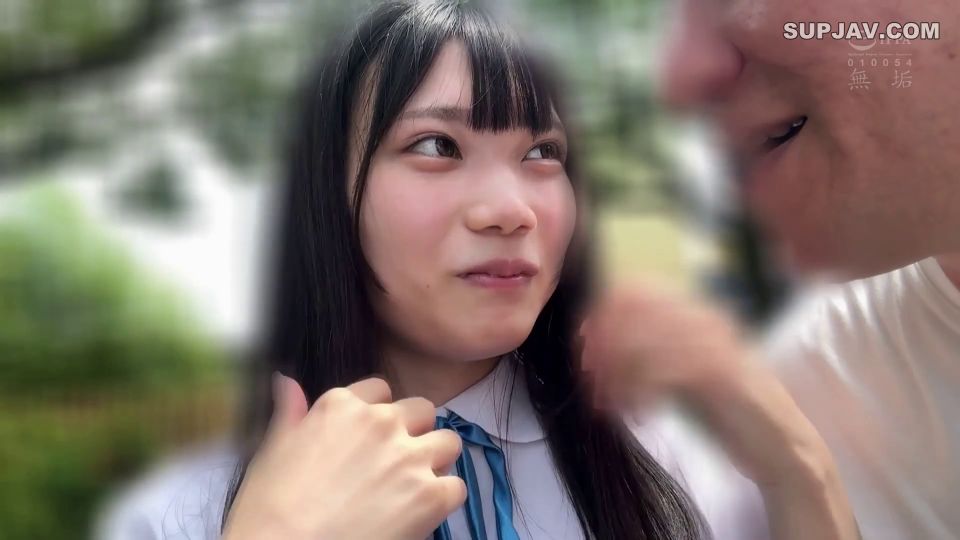 Reducing Mosaic MUDR-301 背伸びざかりの制服少女は修学旅行を抜け出してパパ世代おじさんとベロチューデート。そのままホテルに籠って何度も、何度も、中出しセックスでオトナを感じました。 望実かなえ