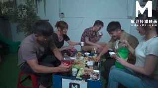 7122 Enjoying the Barbecuing on Mid-Autumn Festival, and havi...-5