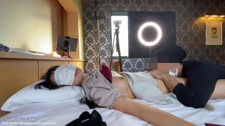 FC2PPV 3072037 【完全素人リアル動画】18歳処女喪失＠中出し！『1日目』「しばられるのに興味あります」という事で処女なのに初こーそく&初潮吹き……＠学生 - FC2PPV-2