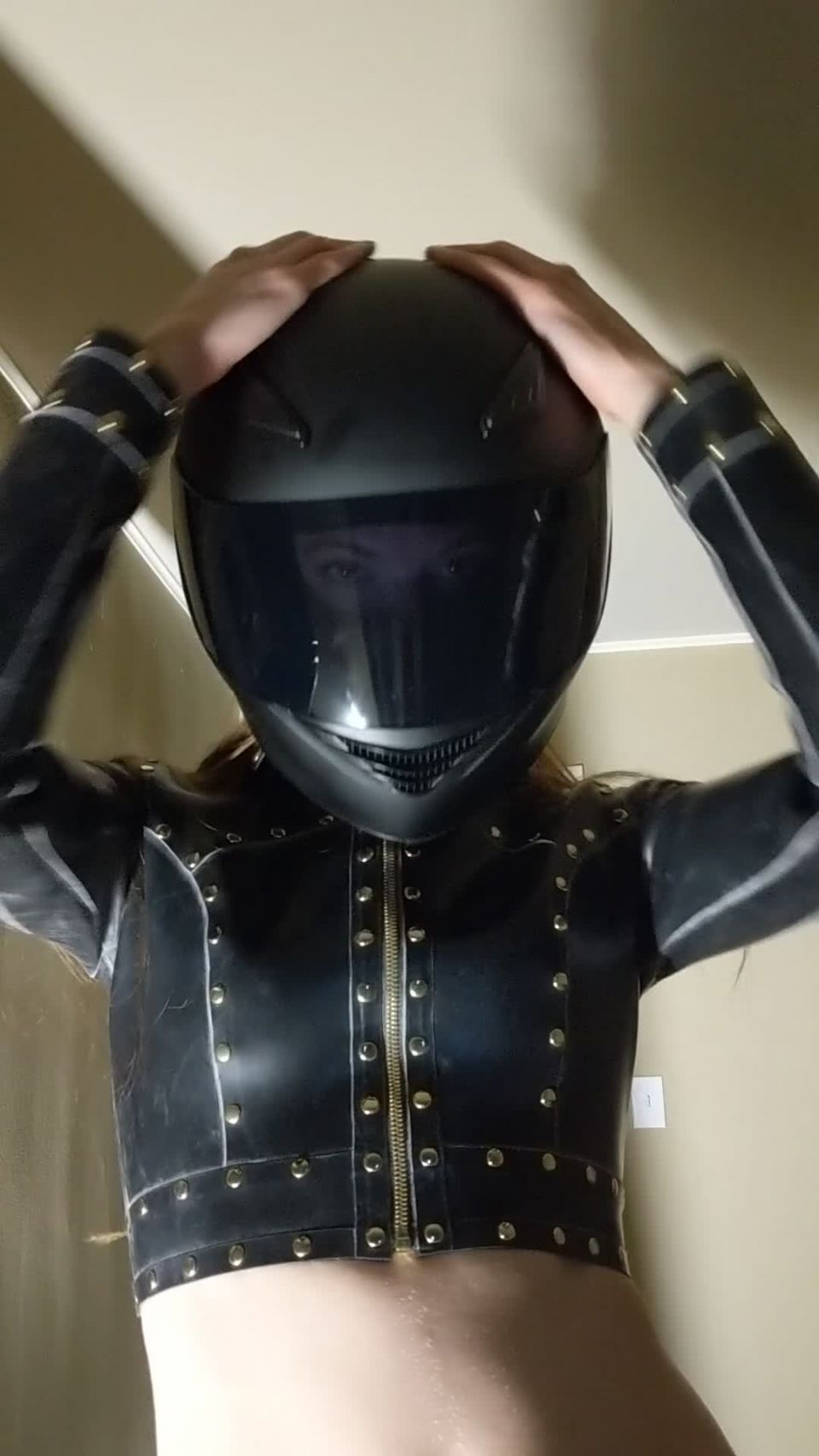 Mbot - mdollbot () Mdollbot - a little clip alongside yesterdays post this with the flat latex boots yes pls 27-11-2020