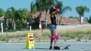 Skater Slut  Fuck-0