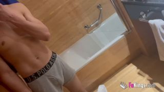 200€ Convince This Chubby Latina Into Doing Her First Porn Movie At Thi.-4