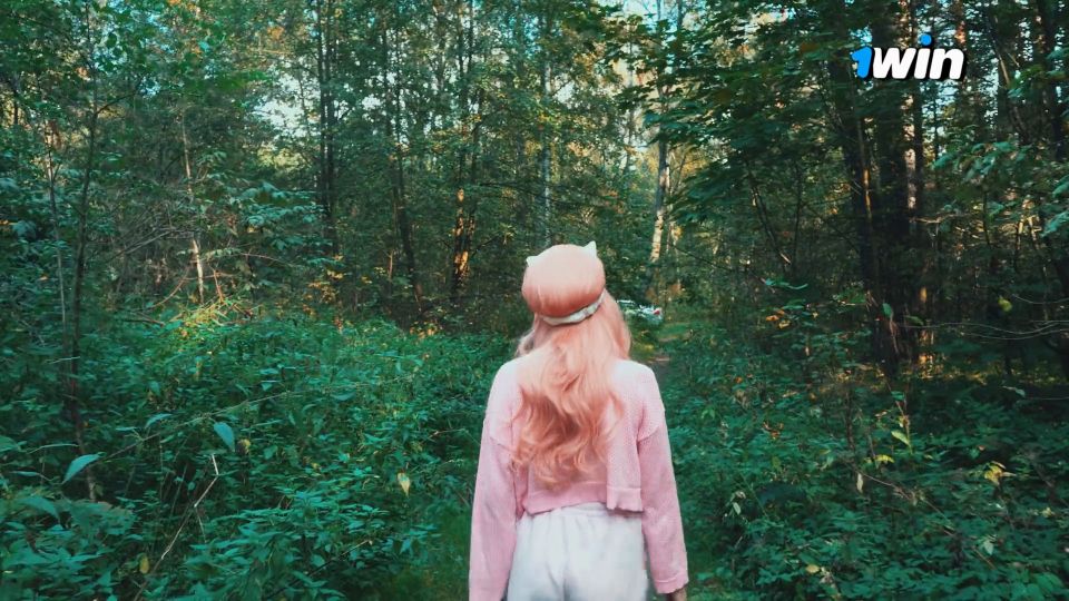 Video Cutie Lesbian Got Lost In The Forest And Ran Into Lesnek s Di...